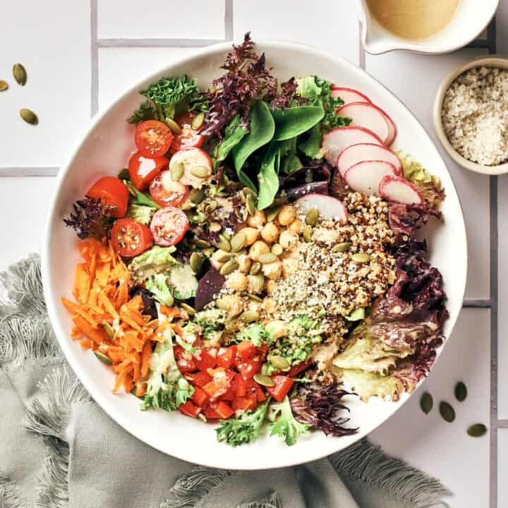 Healthy Chickpea Quinoa Salad (vegan and oil-free) - Resplendent Kitchen